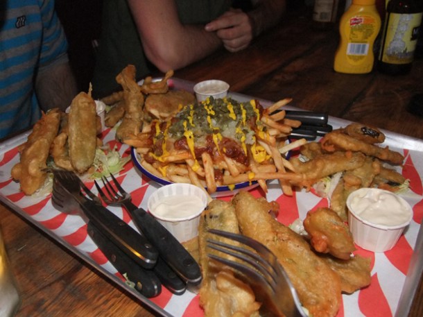 chilli cheese fries at meatliqour