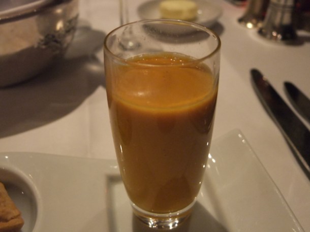 amuse bouche soup at trois garcons