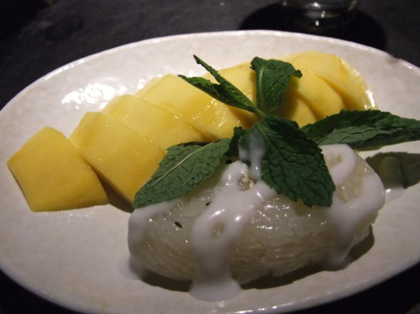 sticky rice with mango at Suda sticky rice with mango at suda