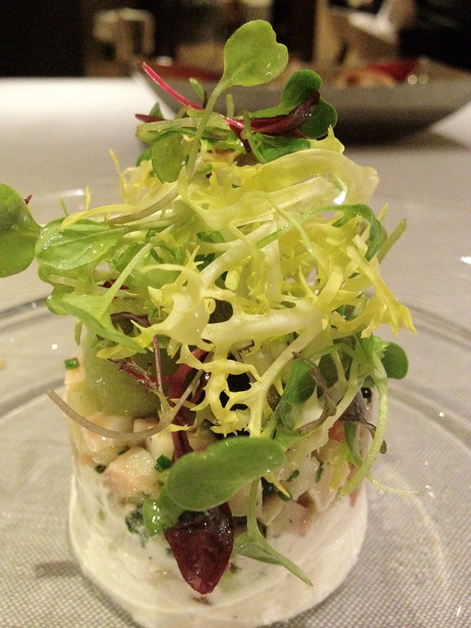caviar, tomato and smoked dill and apple cream at saüc
