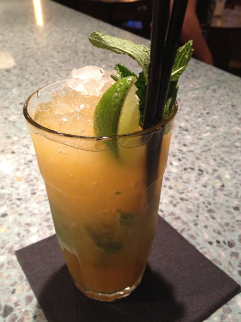 non-alcoholic mojito at la bodega negra