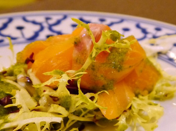 salmon sashimi with thai pesto at naamyaa cafe