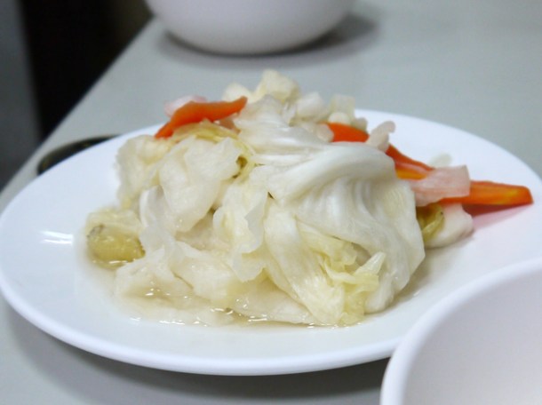 hualien xiang wonton pickled cabbage