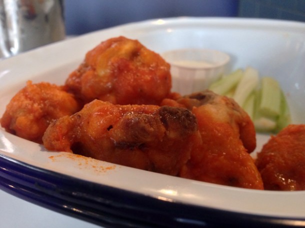 buffalo wings at burger and shake