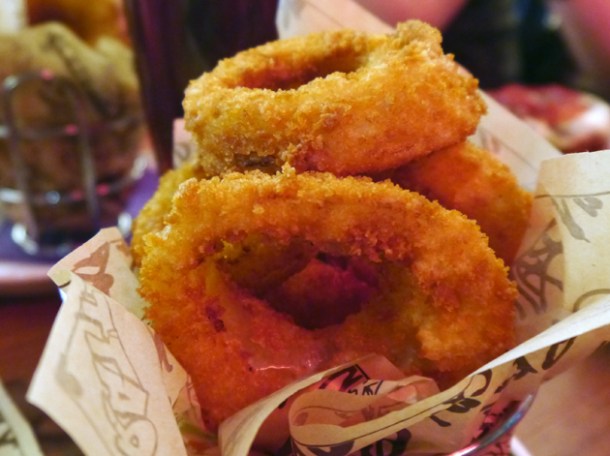 onion rings at rattlecan