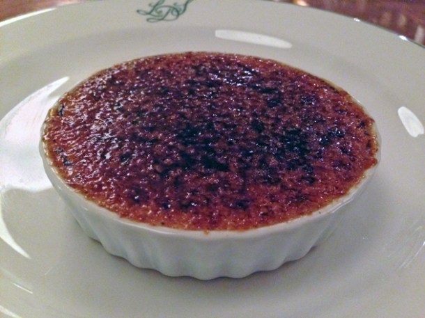 crème brûlée at les deux salons