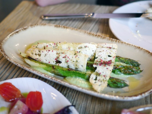 seared asparagus with melba toast at grain store king's cross