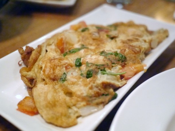 chicken omelette at janetira