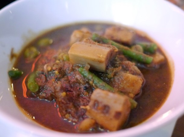 mackerel curry at janetira