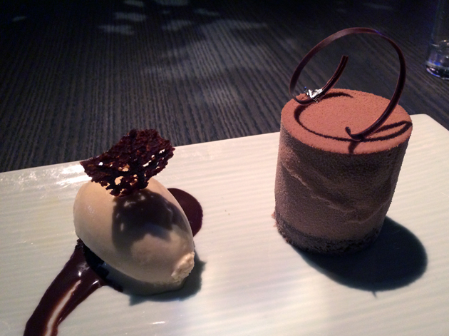 jasmine honey dessert at yauatcha
