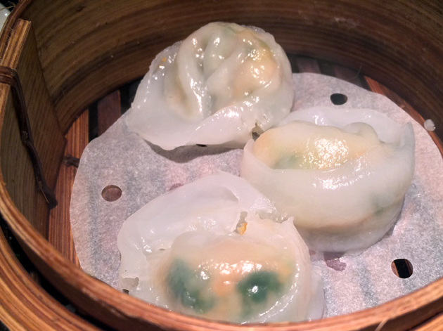 scallop and prawn dumplings at dim t