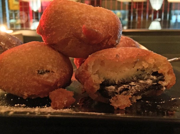 inside deep fried oreos at hotbox