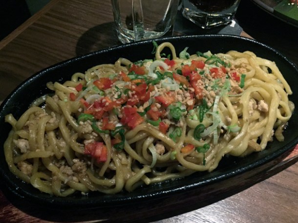 garlic fried noodles at kintan