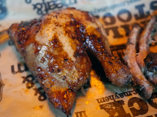 barbecue chicken at grillstock walthamstow