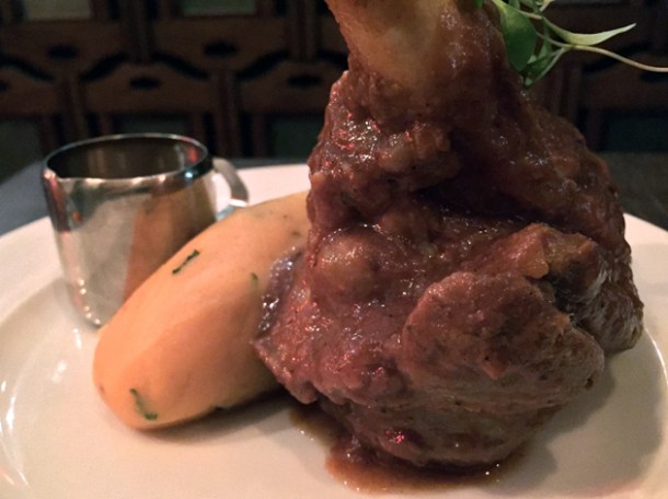 lamb shank with mash at gunpowder