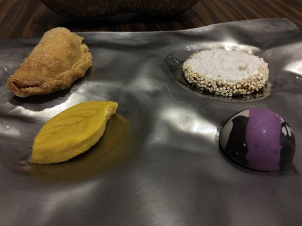 petit fours at kuuk