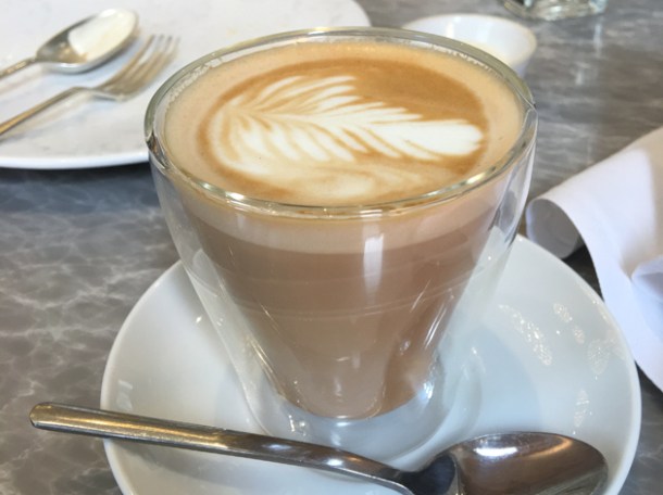 flat white at dickie fitz