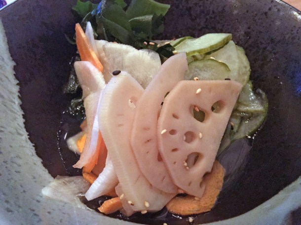 seaweed salad at yumi izakaya