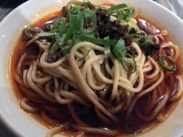 dan dan noodles at the sichuan