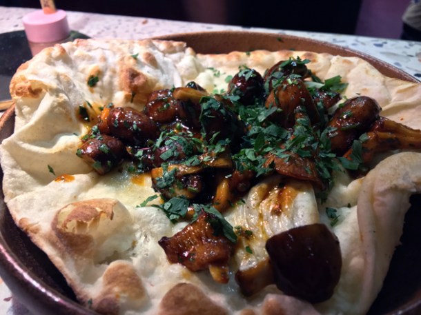 vinegar mushroom naan at temper city