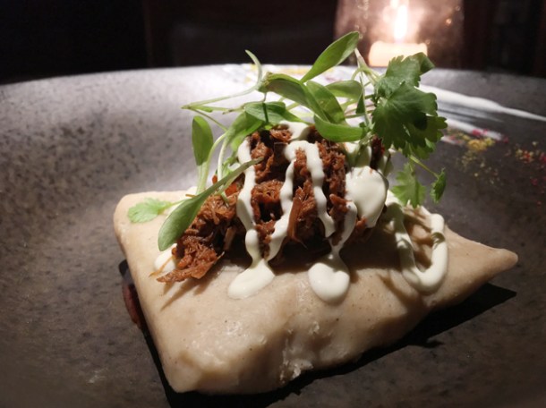 tamal at ella canta