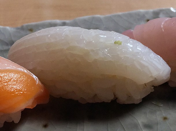 squid sushi at yen the strand