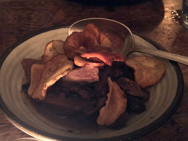 beef and crisps at sorella