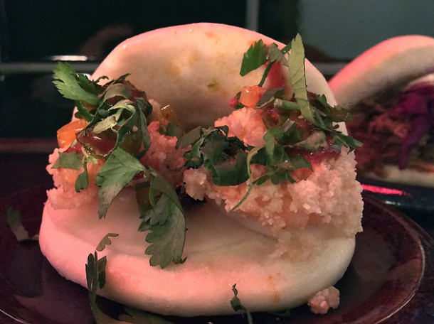 prawn gua bao at daddy bao