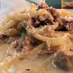 Lina Stores review – Soho Italian deli spawns its own dedicated pasta restaurant