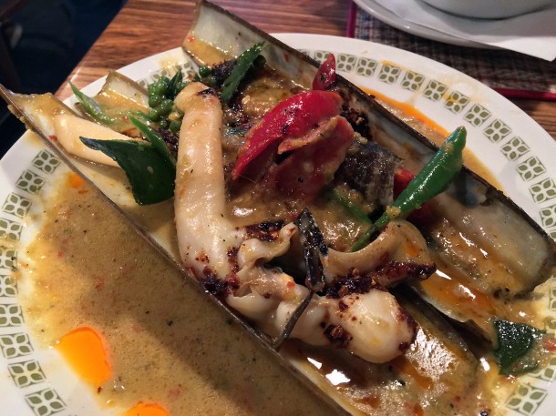 razor clams at singburi