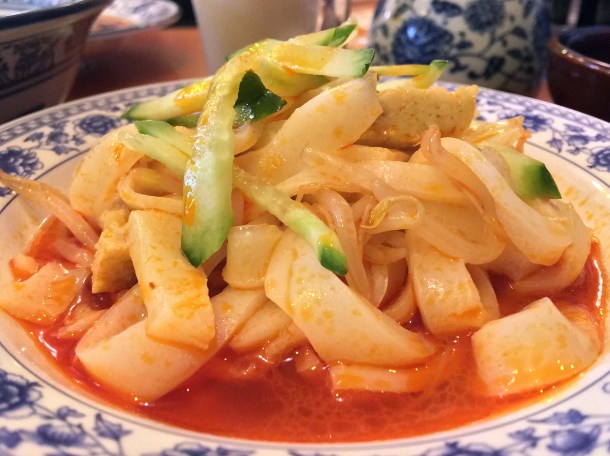 liangpi cold skin noodles at master wei