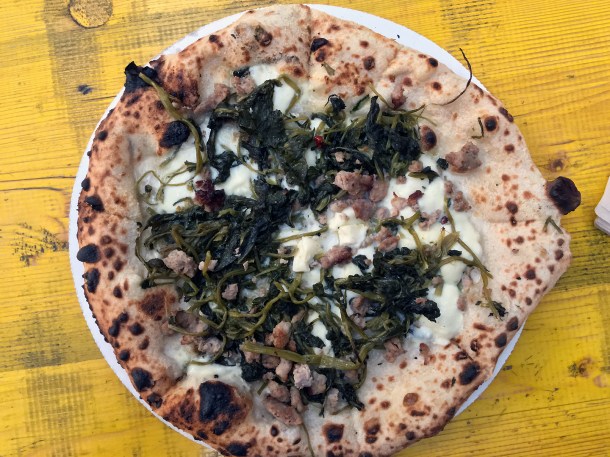 illustrative photo of the Fresco’s pasquiliana pizza at Mercato Metropolitano