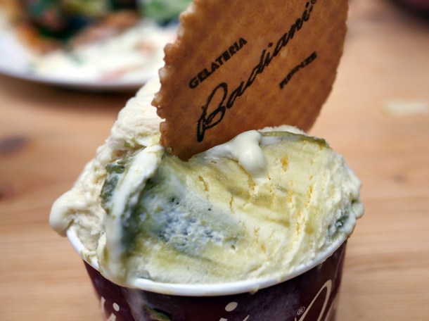 illustrative photo of the pistachio gelato and lemon sorbet from Badiani at Mercato Metropolitano