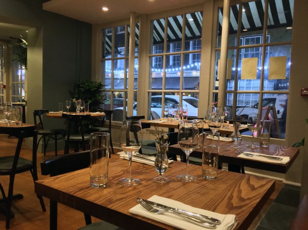 illustrative photo of the decor at Volta do Mar