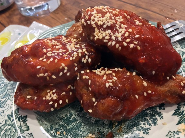 illustrative photo of the fried chicken wings at Sarap