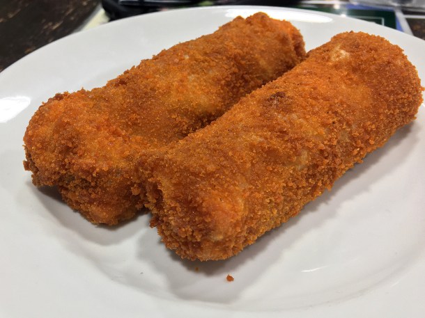 illustrative photo of the mutton rolls at Everest Curry King Lewisham