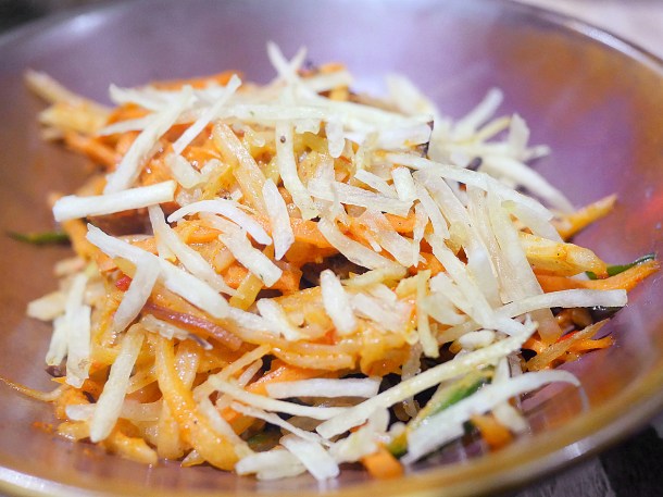 illustrative photo of the kohlrabi salad at Chishuru