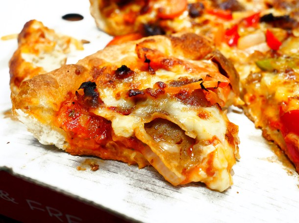 illustrative photo of the doner kebab pizza from Red Planet