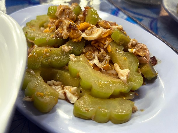 illustrative photo of the bitter gourd with fried egg at Plaza Khao Gaeng