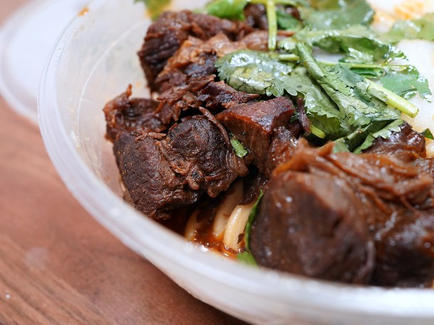 illustrative photo of the dry beef noodles from Ye Ye