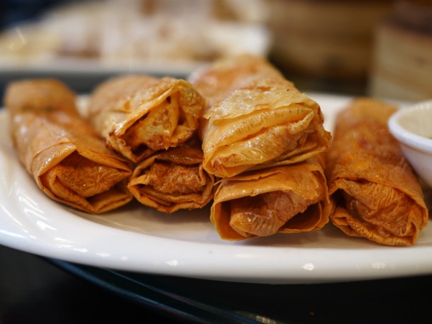 illustrative photo of the deep fried prawn bean curd rolls at Dragon Castle